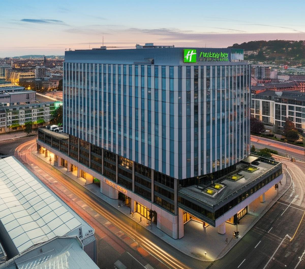 هتل هالیدی این زوریخ | رزرو آنلاین و قیمت Holiday Inn Zürich