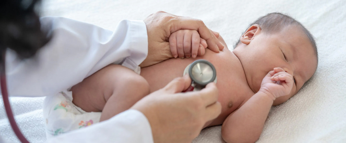 خدمات تخصصی لیماطب برای چکاپ نوزادان در منزل